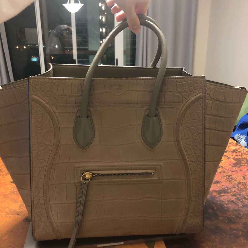 Celine phantom tote bag in medium